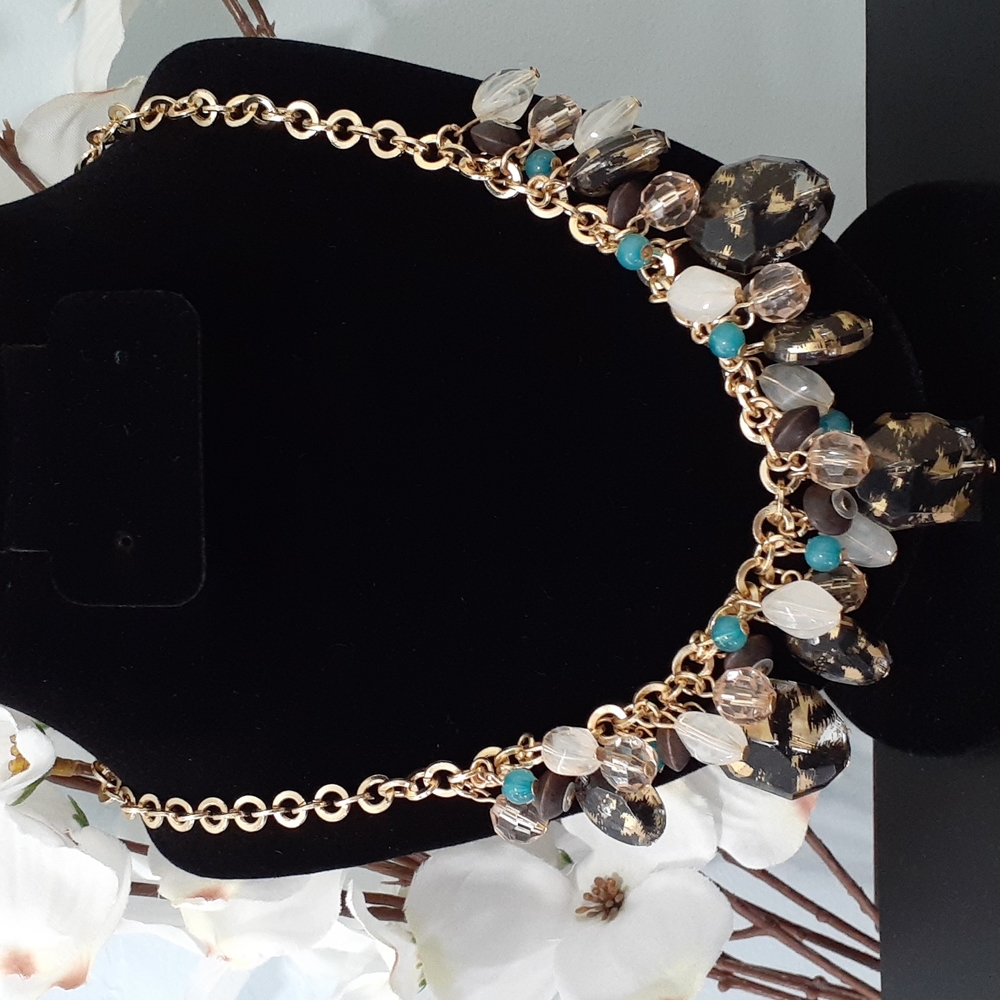 Gold Tone Beaded Necklace
